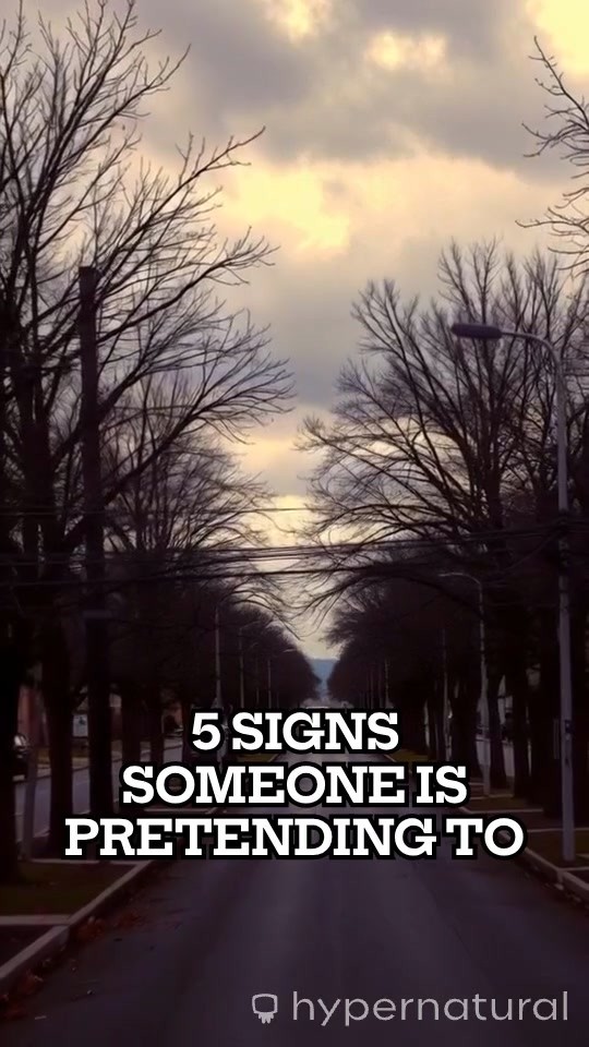 5 Signs of Fake Love 💔📉