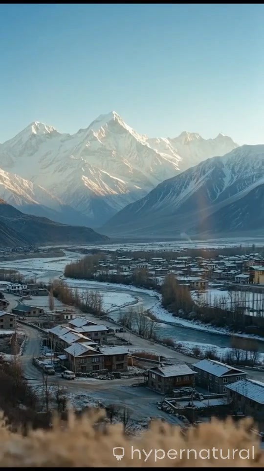 Winter Wonderland in Kashmir: A Scenic Exploration