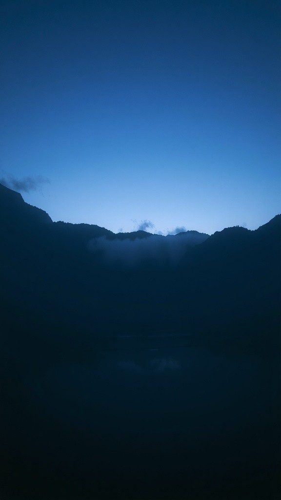 Misteri Ranu Kumbolo: Keindahan dan Kegelapan Malam