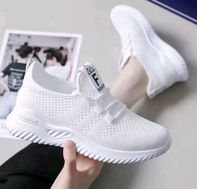 Sepatu Stylish Harga Terjangkau yang Nyaman Dipakai!