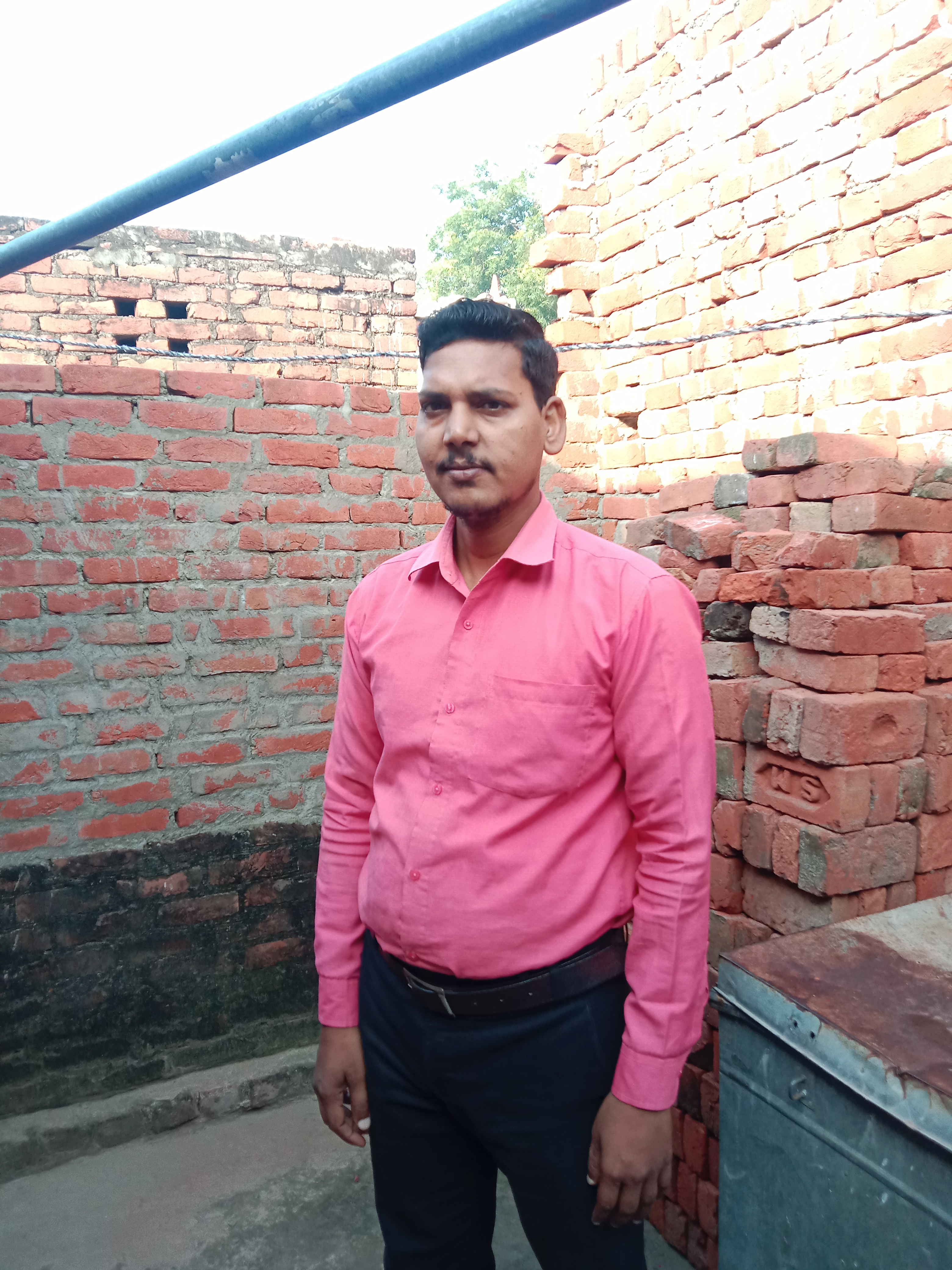 मैं हूं टिंकू जिया: जन सेवा और कंप्यूटर ज्ञान का सफर