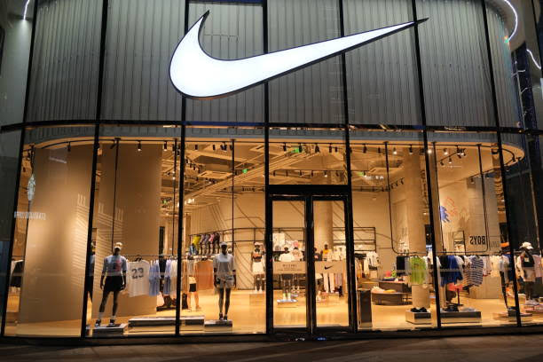 Exploring the Nike Showroom: Stylish Sneakers & Premium Sportswear!