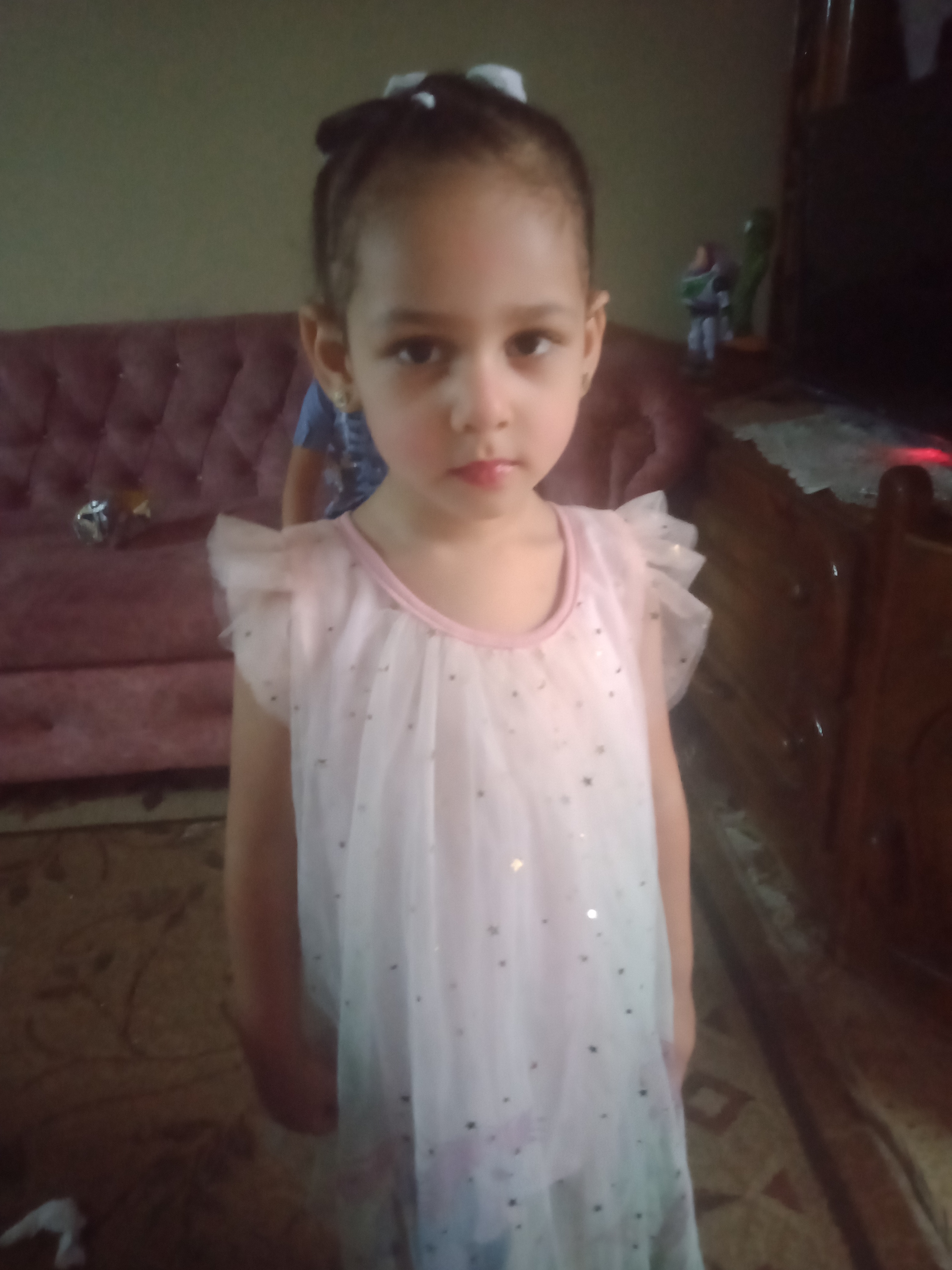 قصة ايلين الفتاة الجميلة