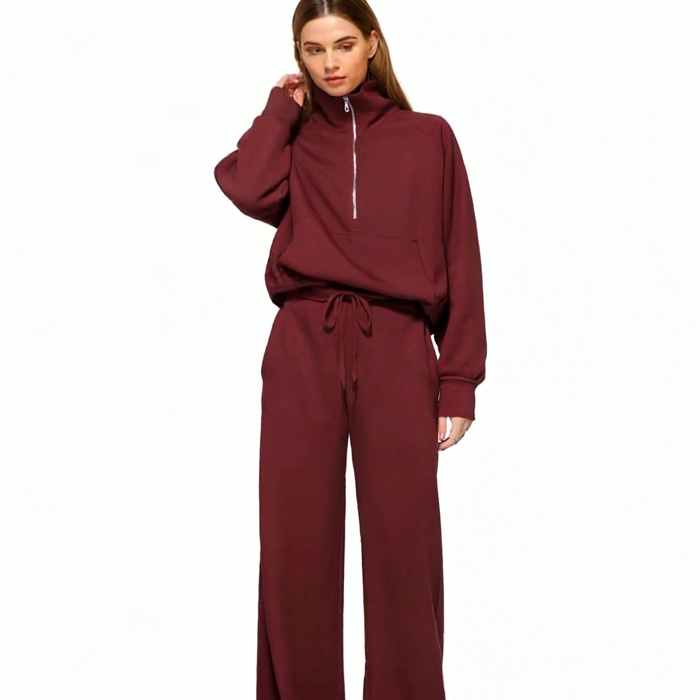 Effortless Style: The Perfect Sweatshirt and Pants Set