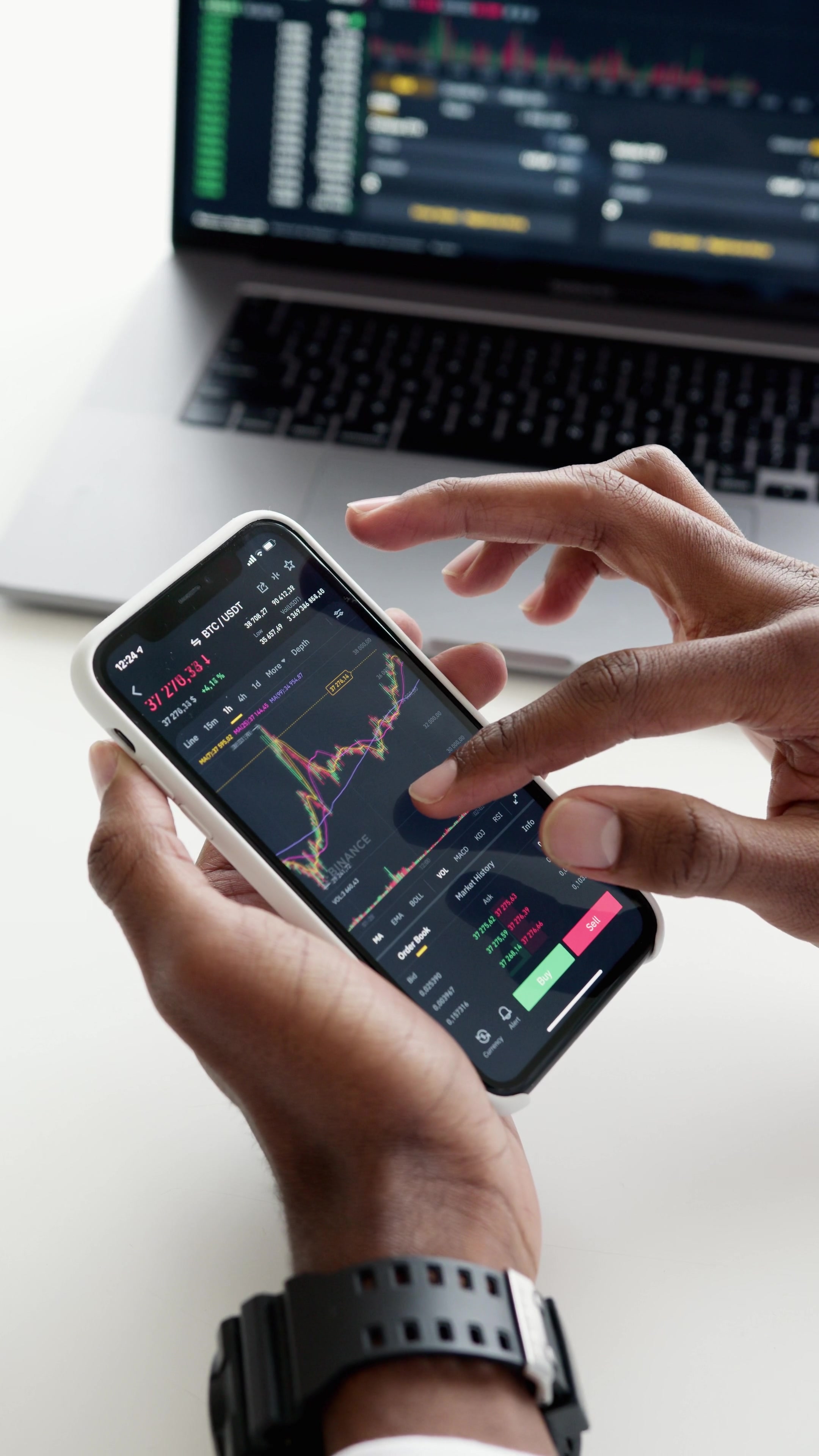 Trading vs Judi: Memahami Perbedaan dan Strategi Trading yang Tepat