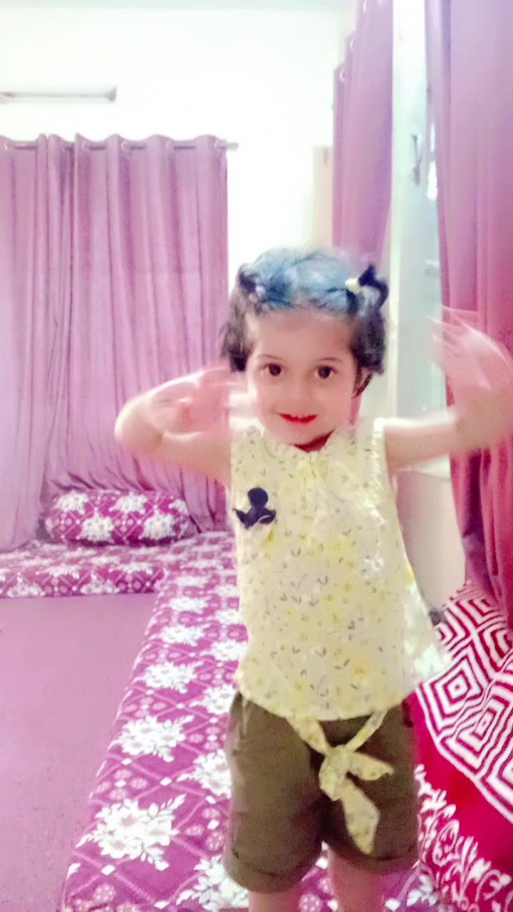 Abeeha aur Cat ka Football Khelna