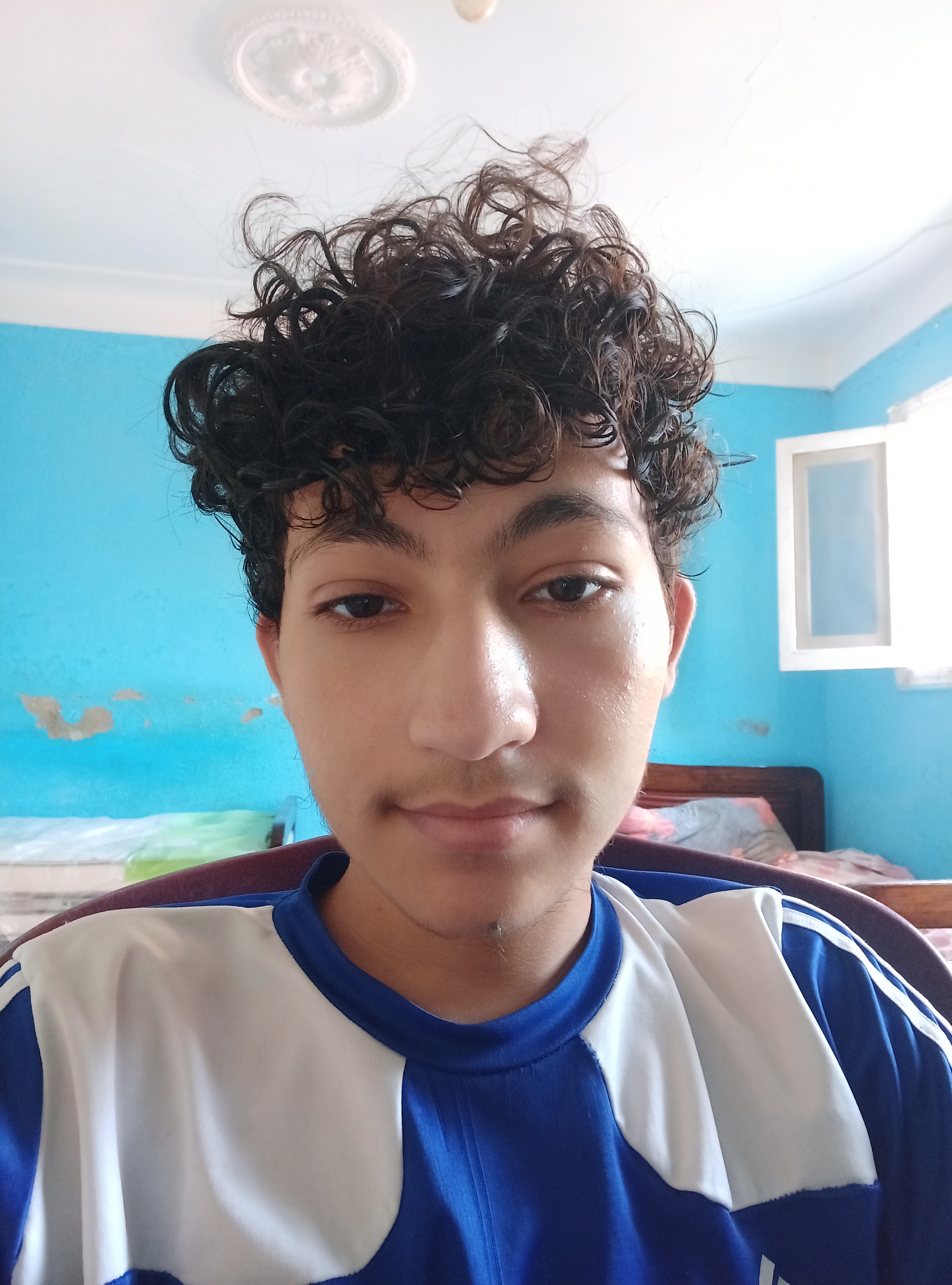 زهرة الرعب بجانبي