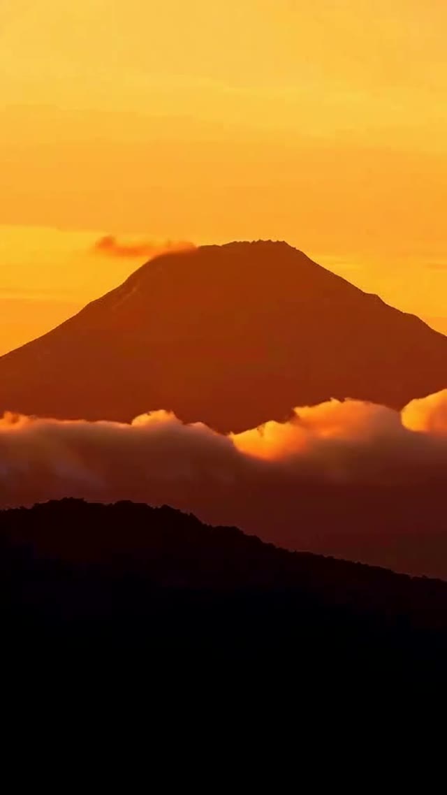 Legenda Dewi Anjani dan Gunung Rinjani