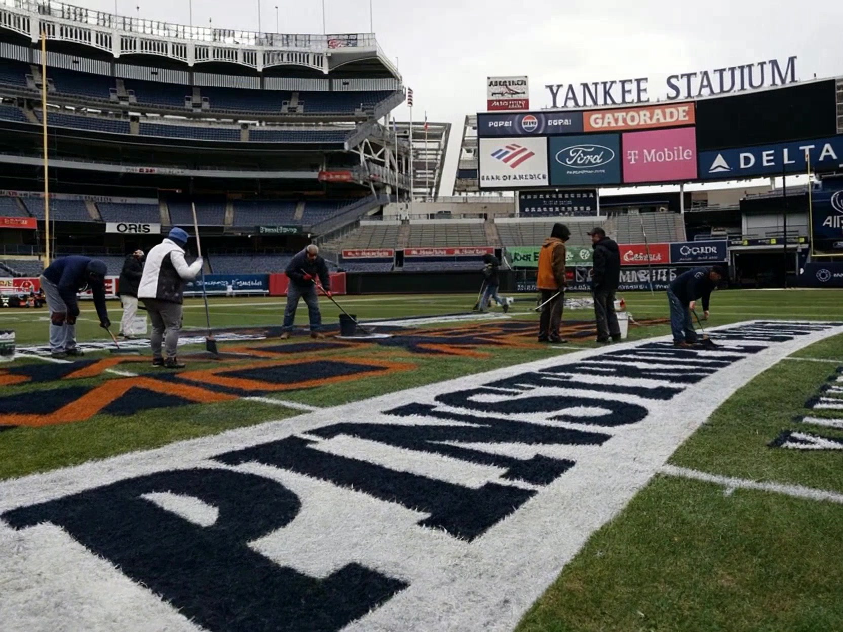 Clemson's 2026 Gaps Laid Bare During Pinstripe Bowl Practices