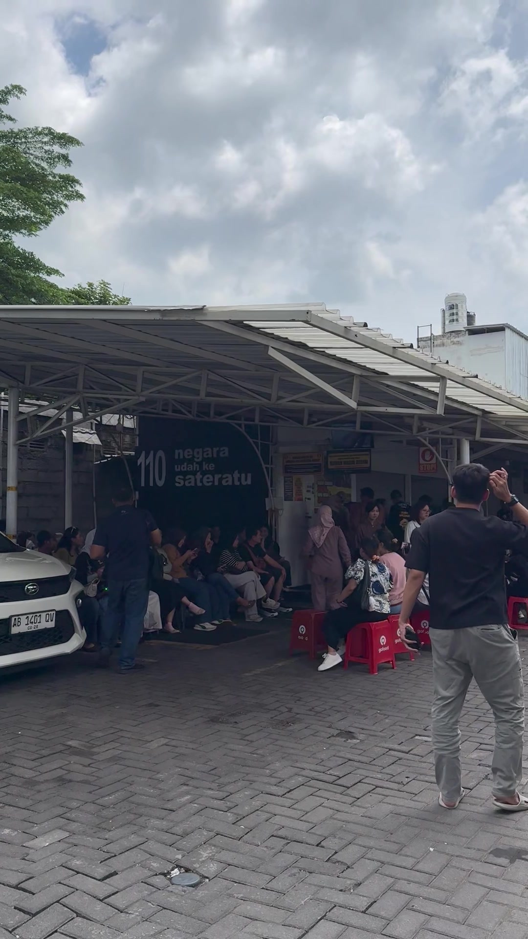 Sate Ratu: Rumah Makan Favorit Turis dari 110 Negara