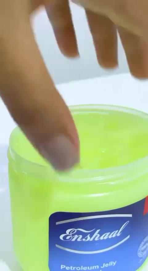 Transform Your Skin with Enshaal Petroleum Jelly!