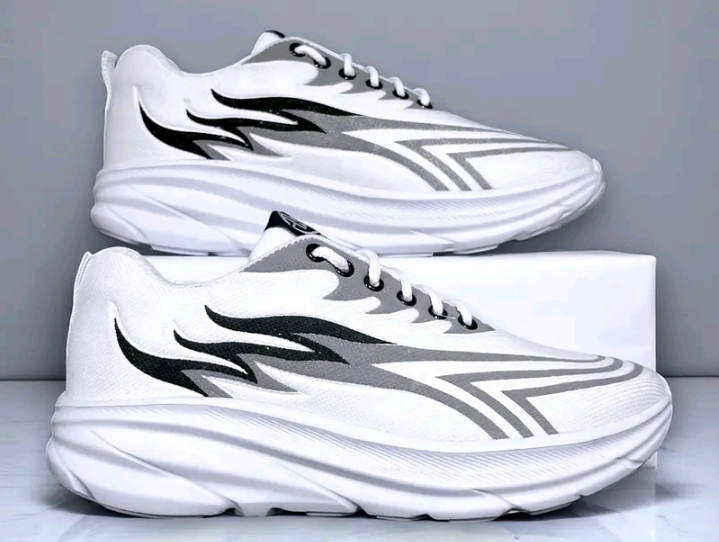 Promo Sepatu Sporty Kazora - Trendy dan Nyaman!
