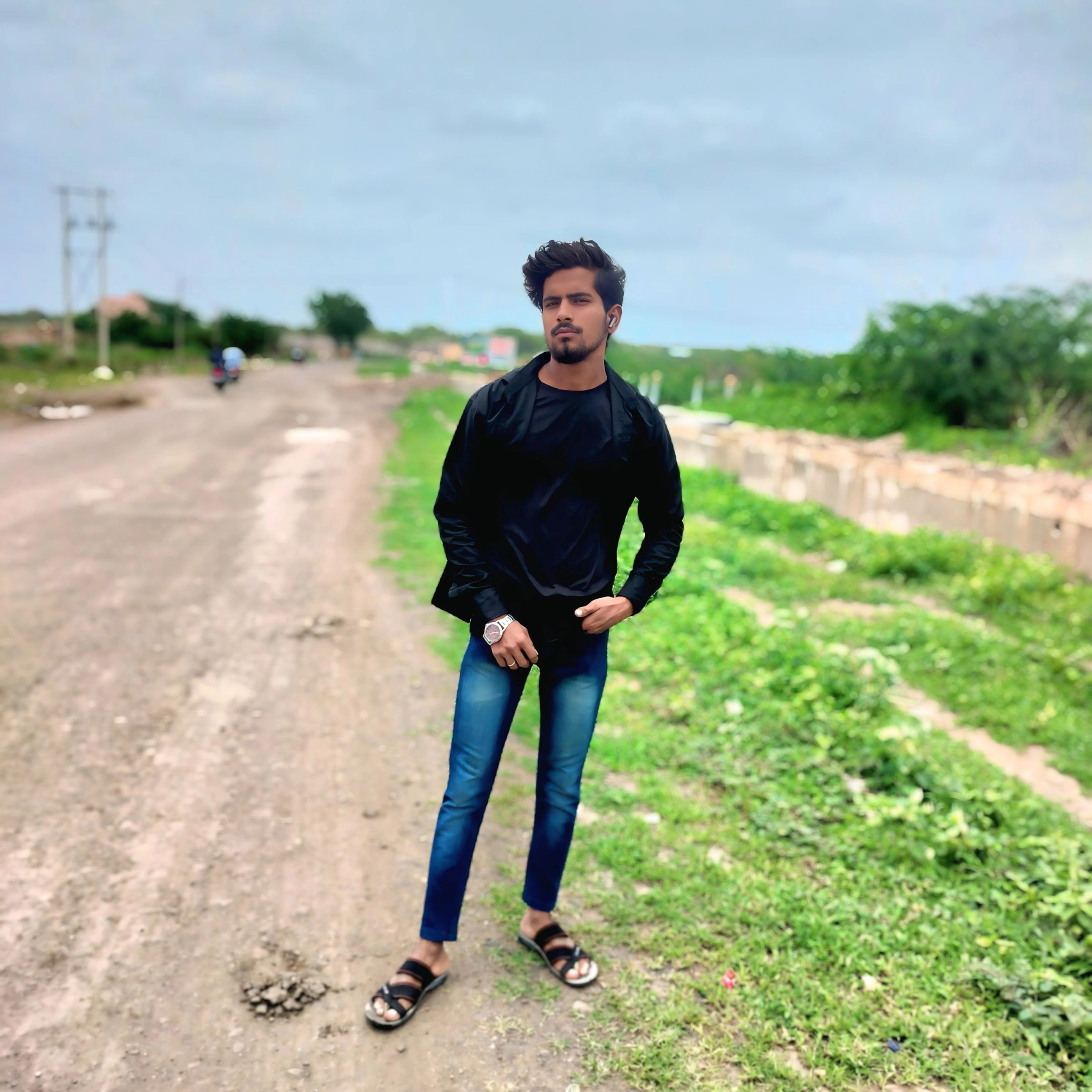 शज़ेब मलानी का हाल-चाल पूछना