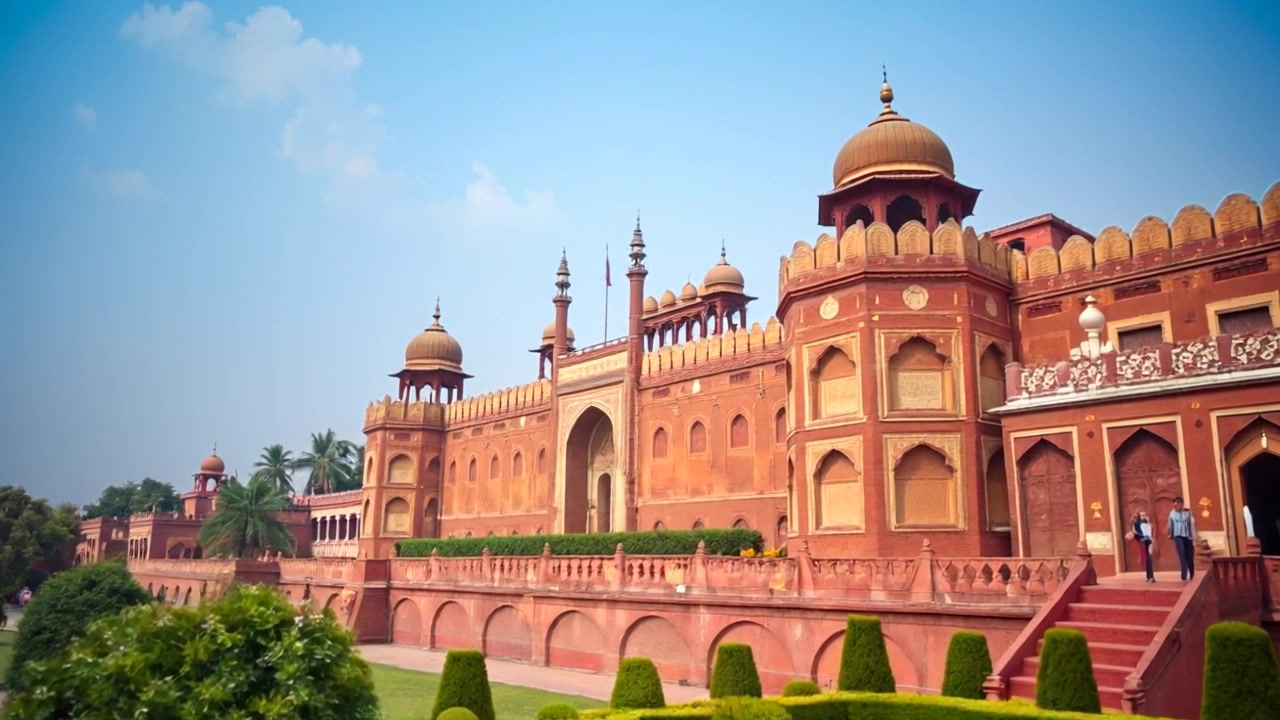 Exploring the Majesty of the Red Fort