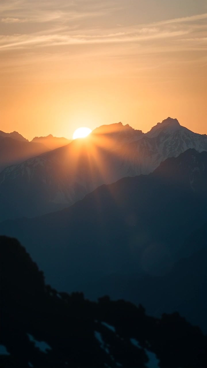 हिमालय: भूगर्भीय प्रेम और आध्यात्मिकता