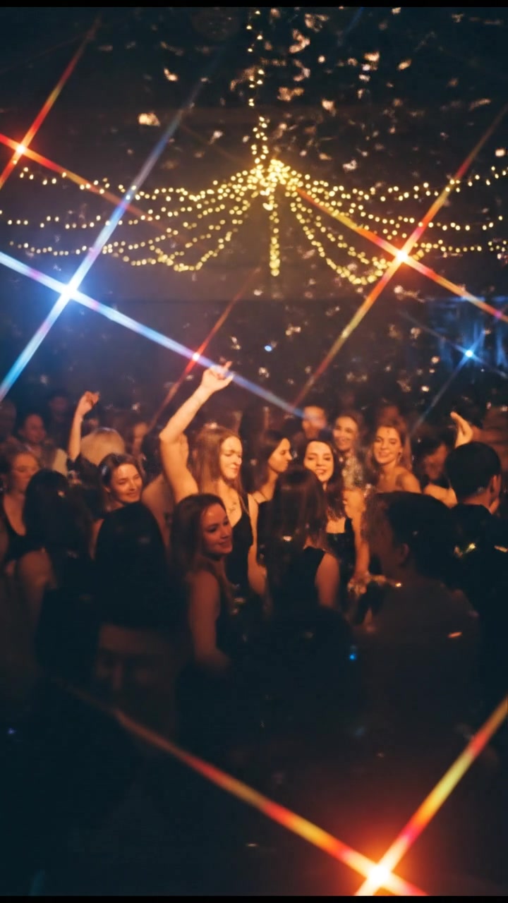 Cumbia Sampuesana: A Timeless Party Anthem